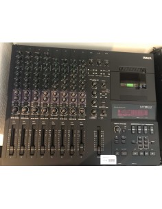 YAMAHA MT8X Console Mixage
