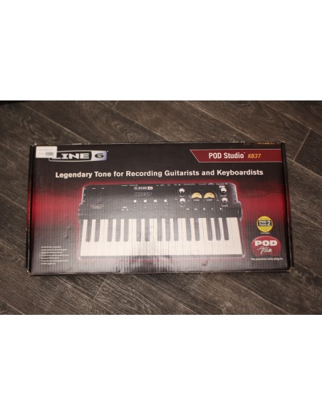 Line 6 POD Studio KB37 USB Clavier avec Interface intégrée