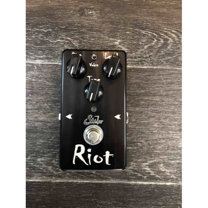 Suhr Riot Distortion Black Edition...