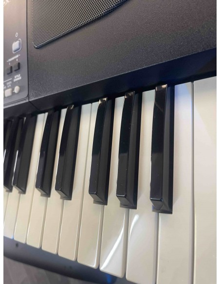 Clavier Yamaha PSR E463 occasion