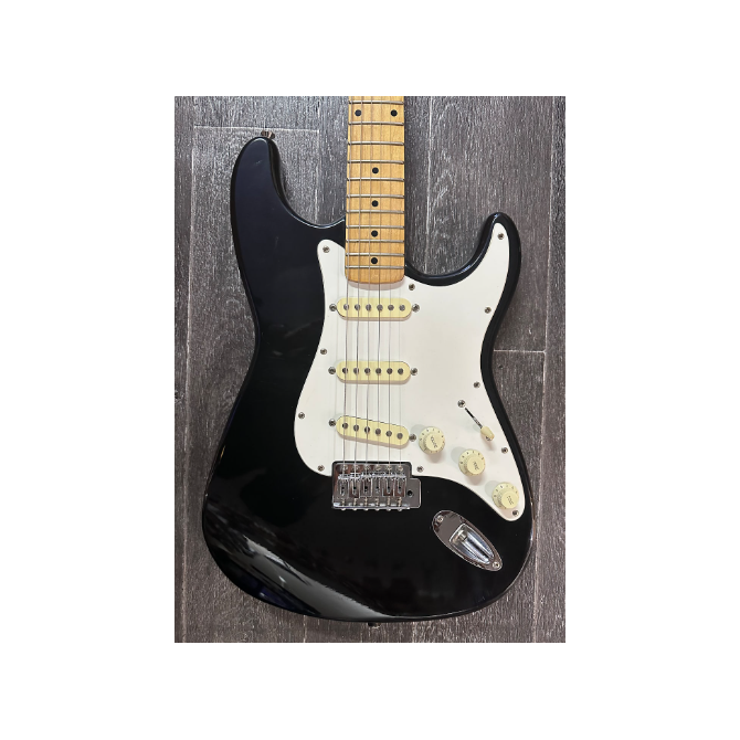 ギター Fender Squier Stratocaster madein KOREA ギター Fender Squier Stratocaster madein KOREA Fender Squier