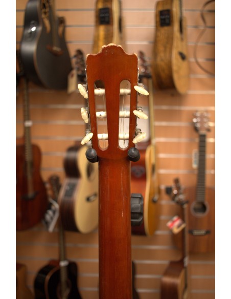Yamaha G 225