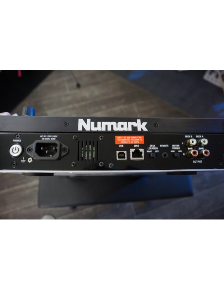 Numark V7