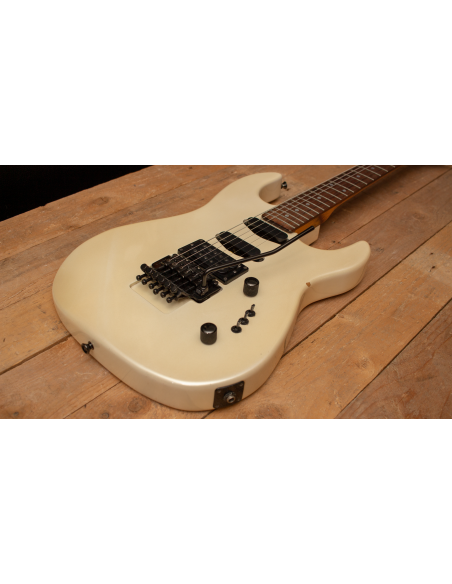 B.C. Rich NJ Series 1983 Blanc