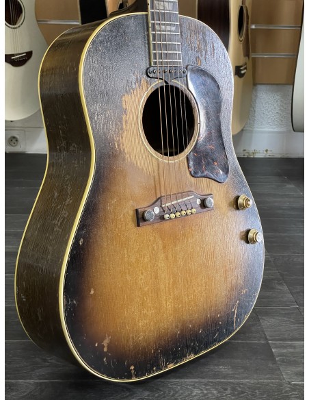 Gibson J-160E Sunburst 1956