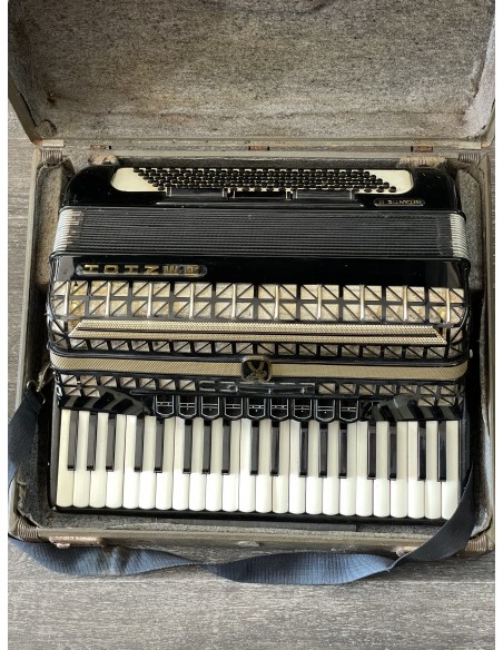 Hohner Atlantic III