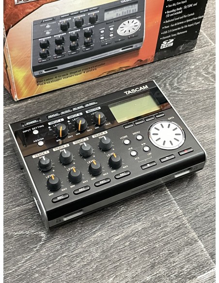 TASCAM Pocketstudio DP-004 Portable Digital 4-Track Recorder