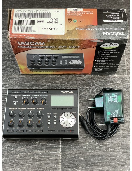 TASCAM Pocketstudio DP-004 Portable Digital 4-Track Recorder