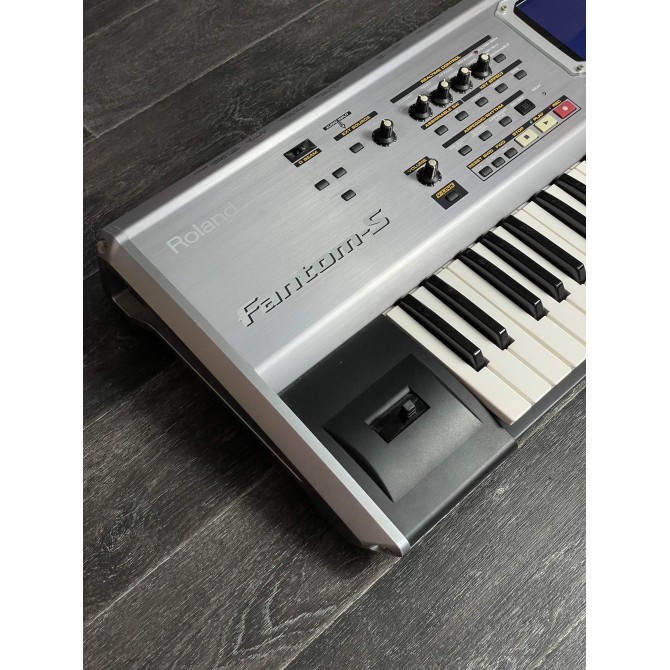 Roland Fantom-S 61-Key Workstation...