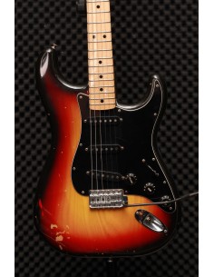 Fender Stratocaster... 2