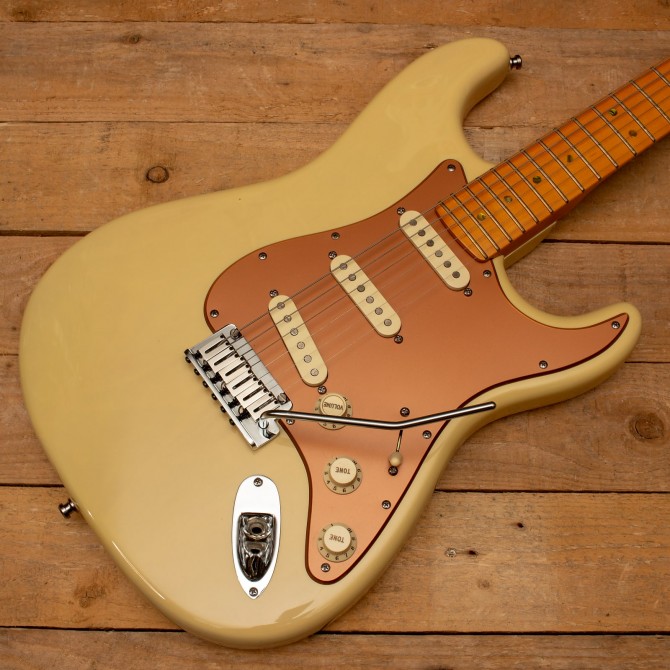 Fender American Deluxe Stratocaster...